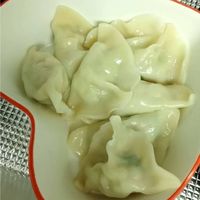 江江水餃