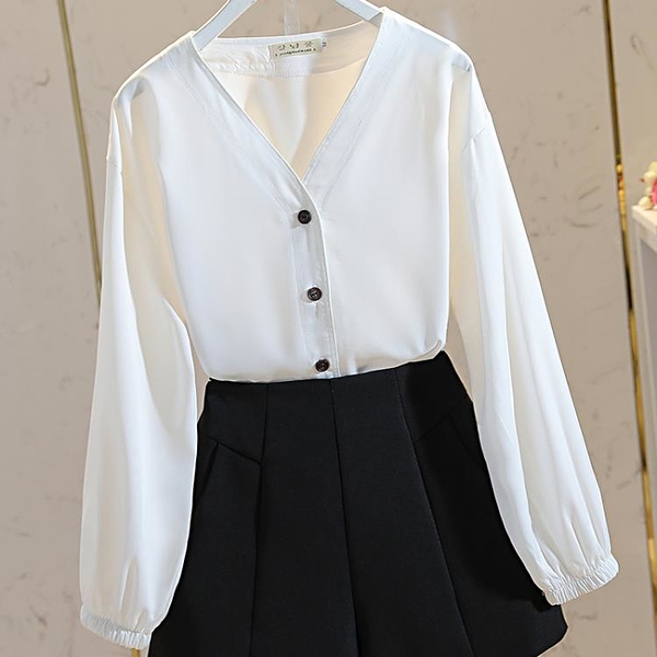 襯衫長t~純棉白襯衫春秋職場輕熟風女裝簡約氣質長袖v領闊腿褲搭配的上衣3F068艾依坊