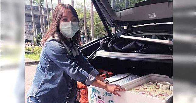 肺炎衝擊！陳伶宣慘失百萬　心疼醫護親送250個便當