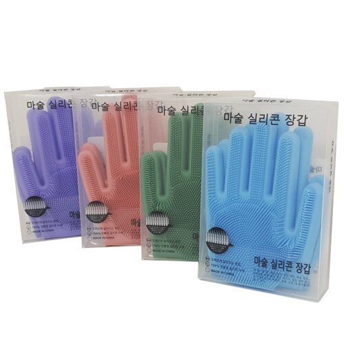 萬用矽膠手套刷-混色【愛買】。人氣店家愛買線上購物的防颱★懶人包、日用百貨有最棒的商品。快到日本NO.1的Rakuten樂天市場的安全環境中盡情網路購物，使用樂天信用卡選購優惠更划算！