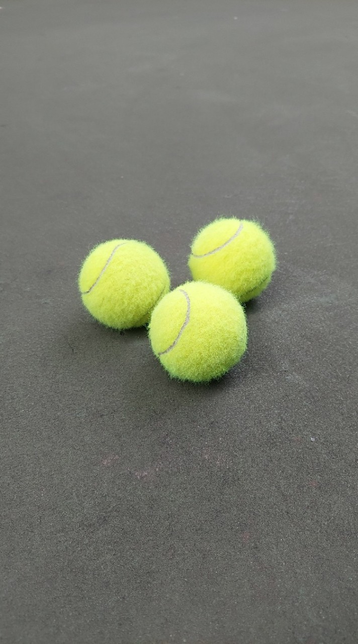 Tennis coach