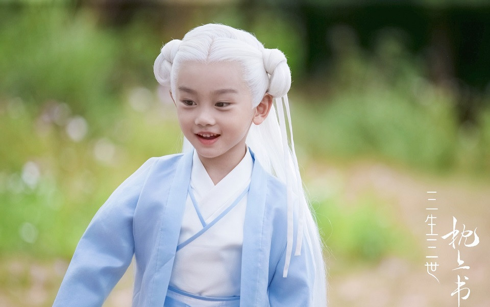 陸劇令人刮目相看「童星演員」9：寇耘豪 飾演《三生三世枕上書》白滾滾