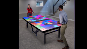 不一樣的桌球遊戲，燈關的愈多就輸