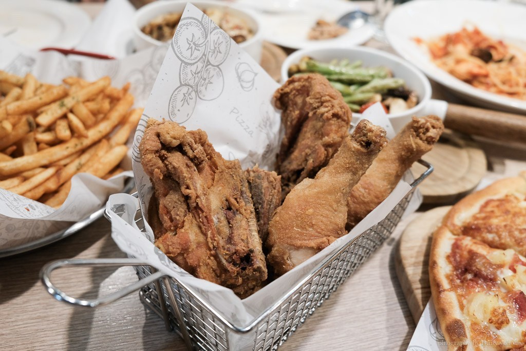 8818比薩屋, 8818Pizza Restaurant, 台南披薩, 台南老店, 台南美式餐廳, 台南手工披薩, 台南披薩外帶