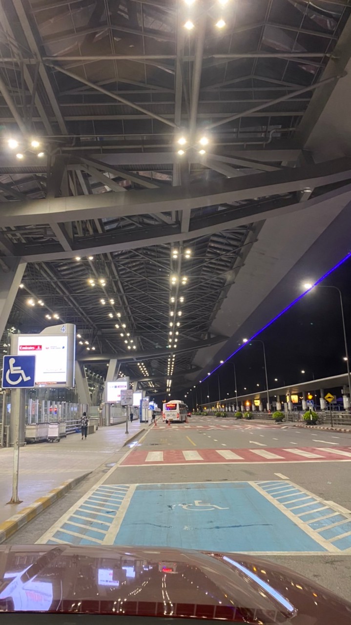 ❤️🚗✈️🏭🏨ห้องงานรับส่งเก๋งตู้
