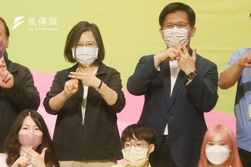 蔡英文10度站台「不放心新北選情」？林佳龍反批侯友宜執政吊車尾 風傳媒 Line Today