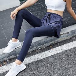 ◎吸濕排汗清涼透氣舒適設計|◎提臀塑腰高彈力舒適親膚|◎不挑臀型完美包覆無負擔品牌:KissDiamond品牌定位:運動品牌品牌國家:台灣種類:褲子款式:壓力褲/緊身褲適穿性別:女生顏色:黑色系,灰色系,藍色系主材質:聚酯纖維尺寸:S,M,L腰身:中腰長度:全長版型:窄版產地:中國