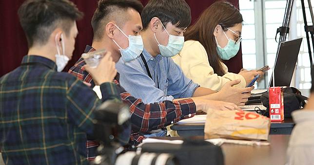 新冠肺炎／疫情下的媒體生態　那些被隔離的藝文記者…