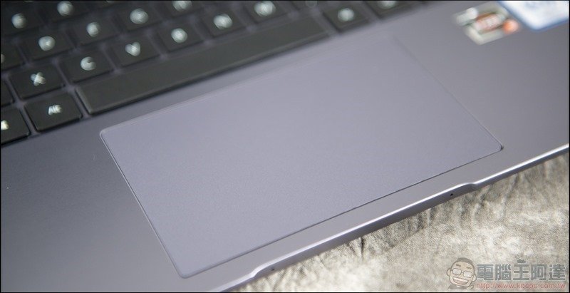 HUAWEI MateBook D14 D15 開箱 -11