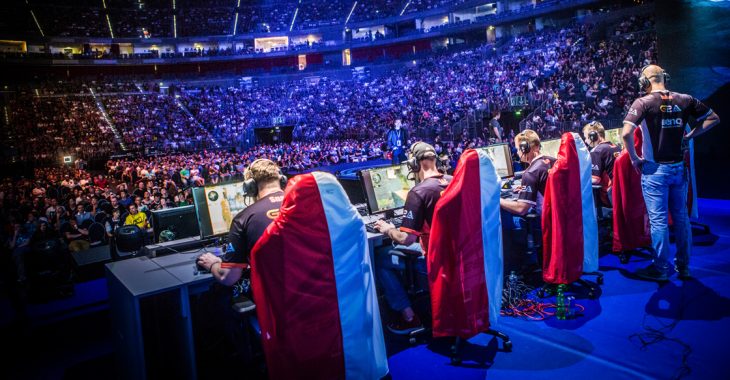 手機遊戲會成為電競比賽的新未來嗎？唯有突破觸控限制才有機會！