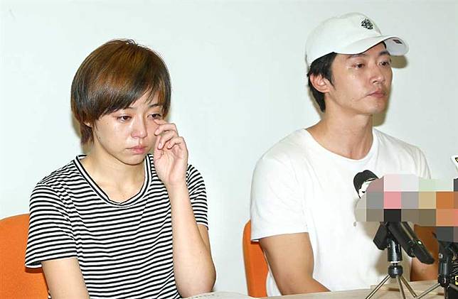 馬俊麟與王瞳召開記者會間接認愛。（圖／中時資料照）