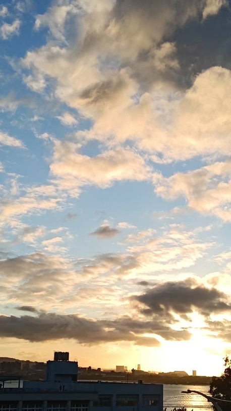 空氣戒斷嘗試（回歸真實、忠於真實、幫助真實）
