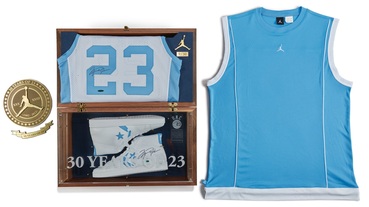 新聞分享 / 為孩童謀未來 全球 30 套之一的 Jordan x Converse UNC 組合包將登上蘇富比拍賣