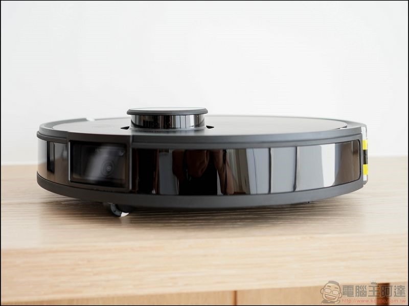 ECOVACS DEEBOT T8 AIVI 開箱 - 04