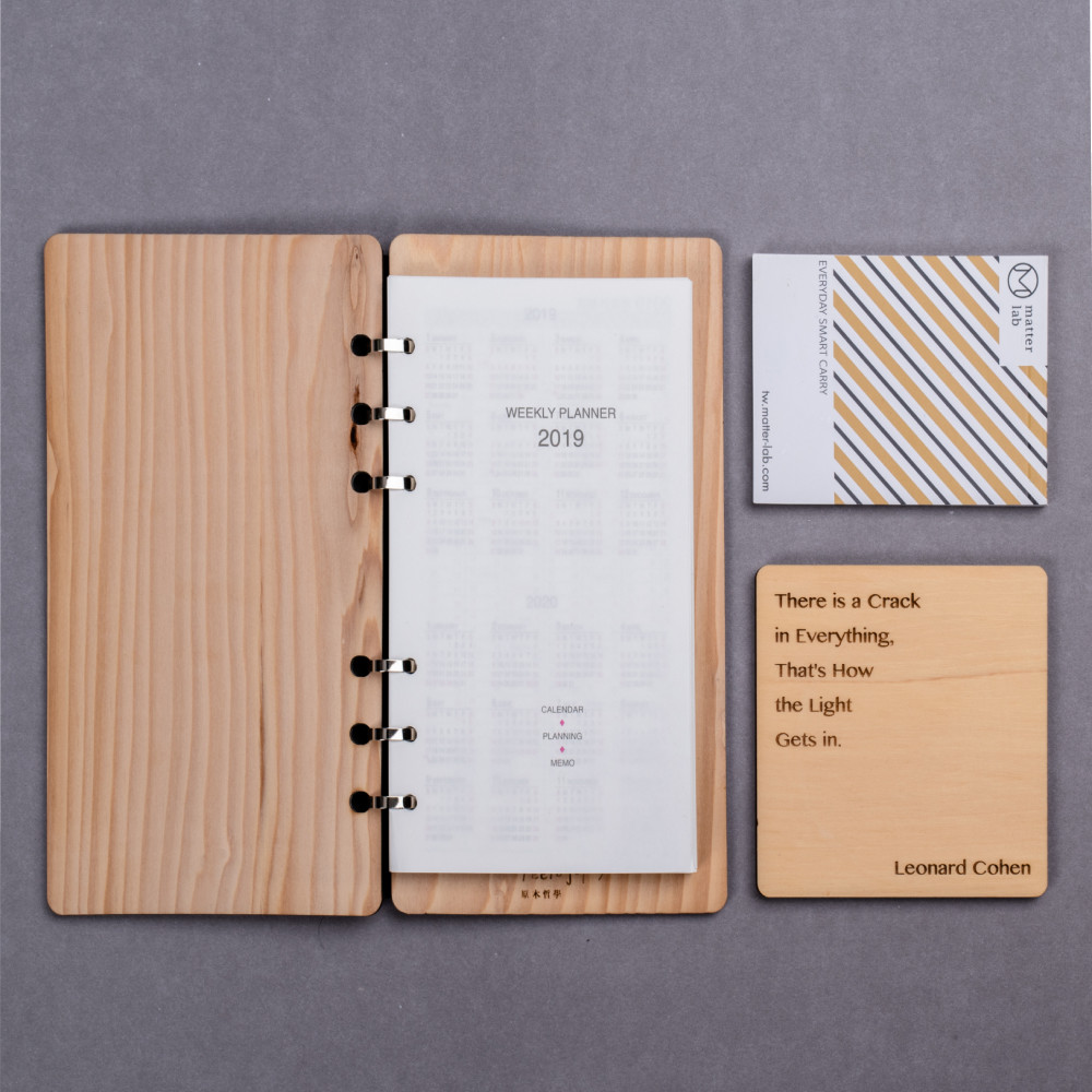 原木筆記本 B6尺寸 方眼紙 notebook 提供客製化雕字 原木