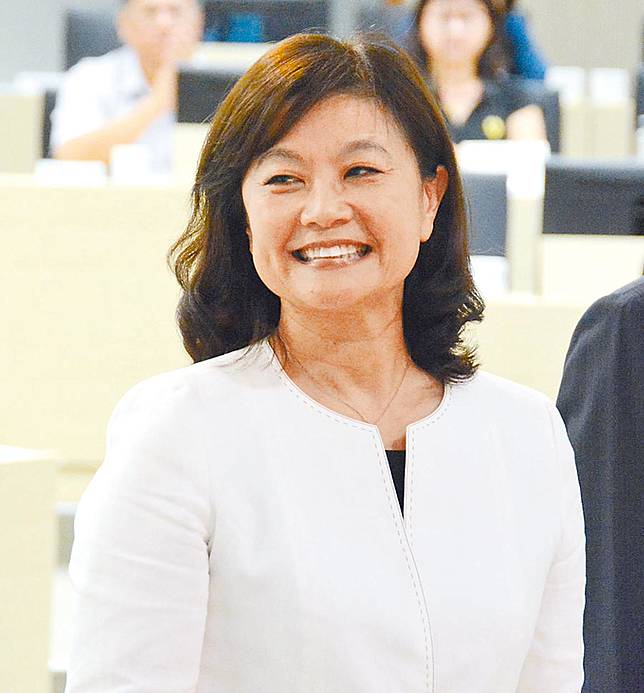 高雄前後任文化局長開戰