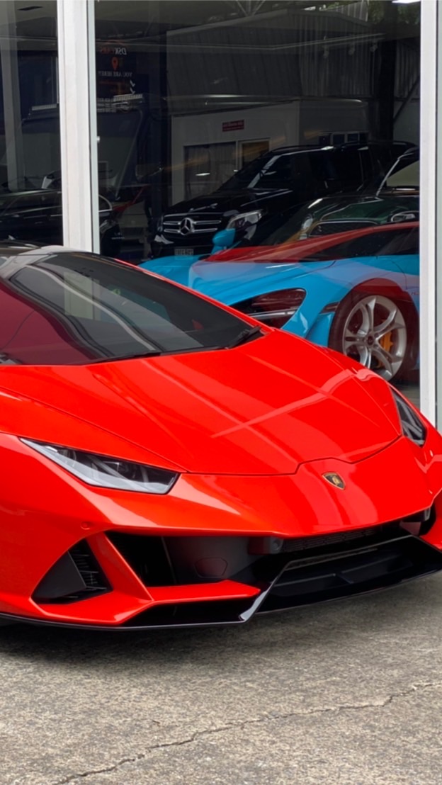 นายหน้ารถหรู Supercar