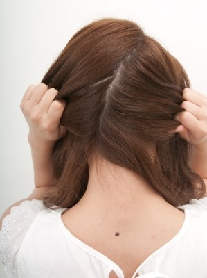 涼しいまとめ髪に 暑い日にうれしい 首筋すっきり 簡単ヘアアレンジ