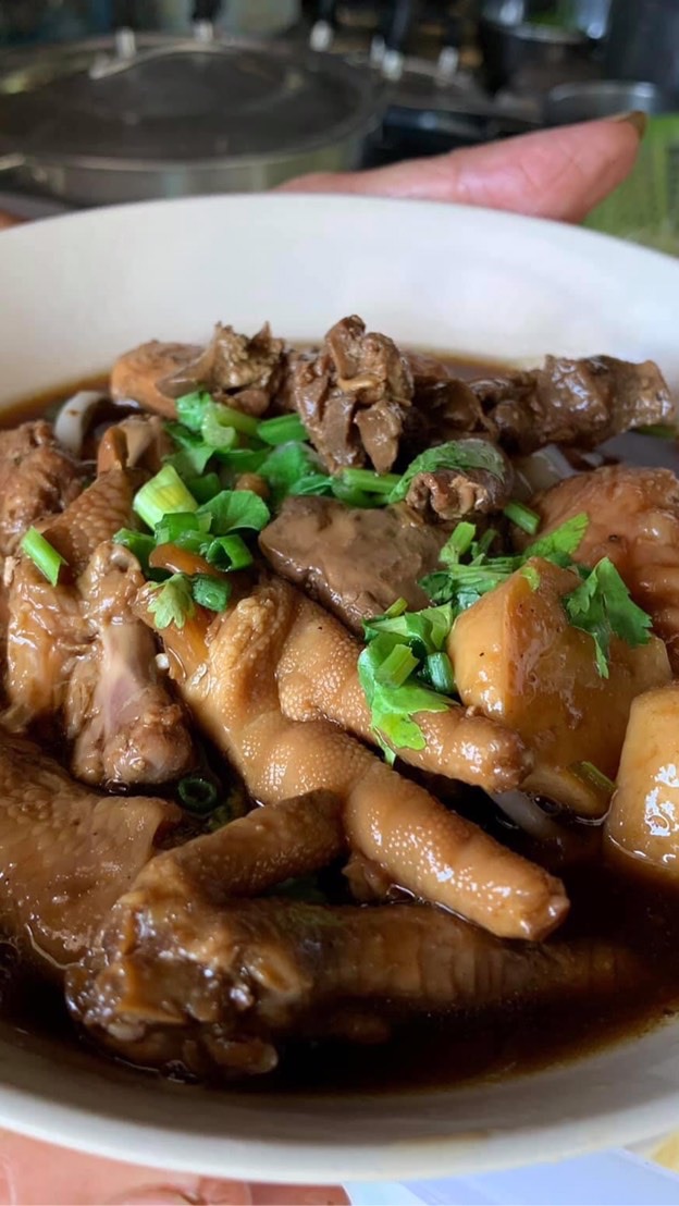 โล้งโต้งไก่ ป้าอุ๊โคกขนุน