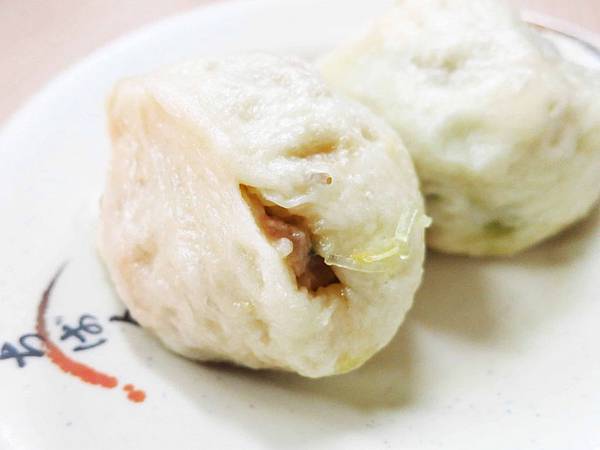 【桃園早餐】六福包子-1顆10元的包子早餐 【桃園早餐】六福包子-1顆10元的包子早餐