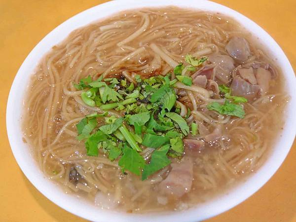 【新莊美食】台西蚵仔麵線-24小時全年無休的宵夜美食