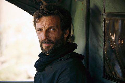 法國神劇 巴黎情報局 引起全球諜戰狂熱 別相信任何人 交織著懸疑與愛情的第二季故事緊湊又燒腦 Elle Line