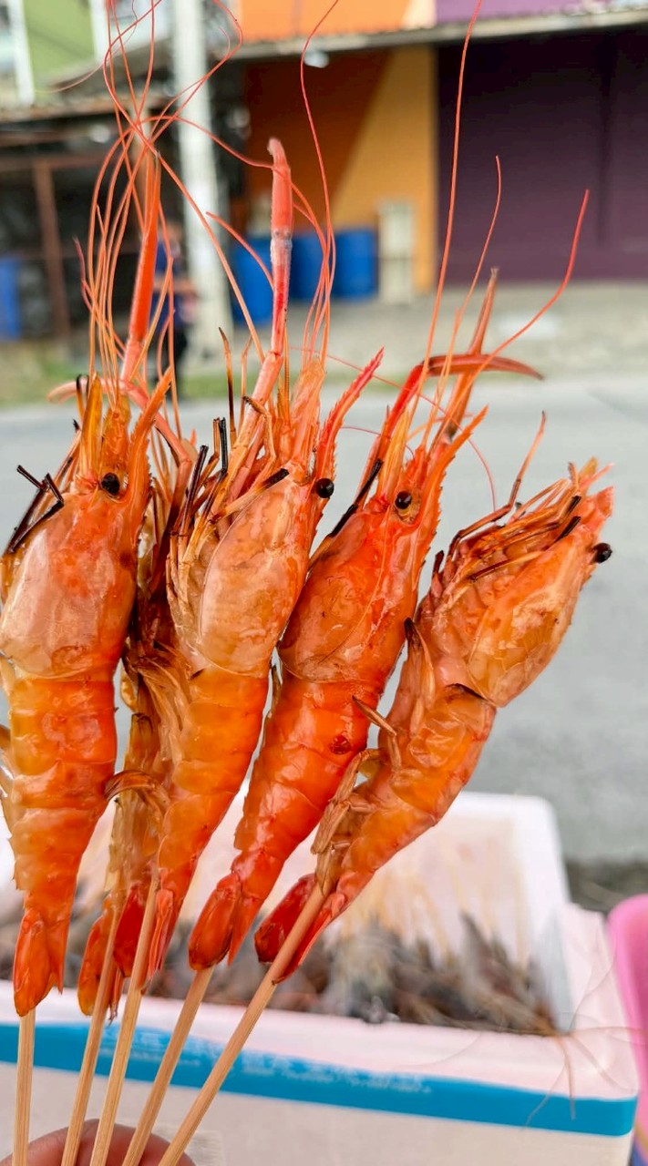 ส.เหงี่ยม กุ้งเผา