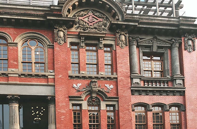 全台30間星巴克特色門市盤點！星巴克不只進駐古宅，鐘樓門市、貨櫃屋門市也超美超好拍