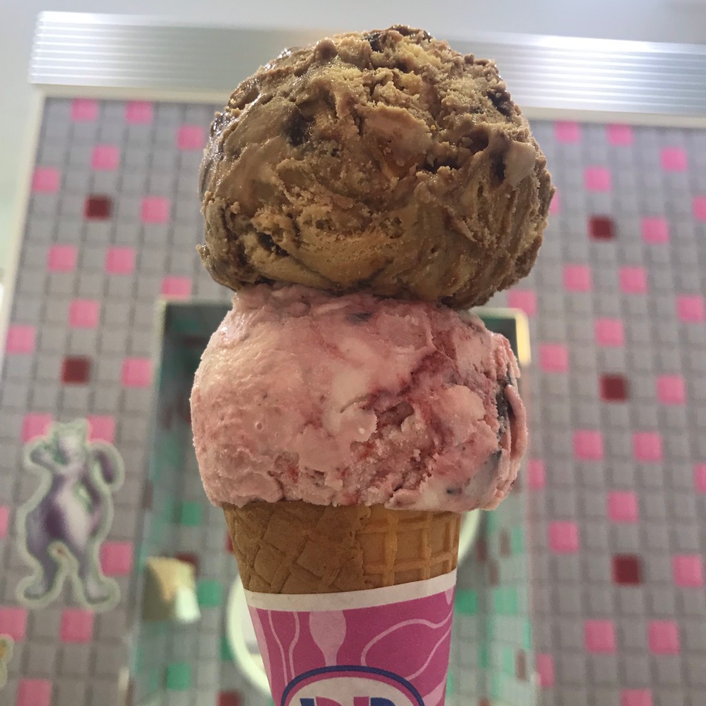 ユーザーが投稿したレギュラーダブルコーンの写真 - 実際訪問したユーザーが直接撮影して投稿した岬町アイスクリームサーティワンアイスクリーム イオンモール大牟田店の写真