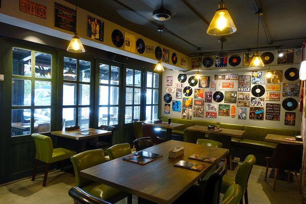 萬芳醫院站美式餐廳-Patio 46沛緹歐，中國科技大學、警察學校旁手工特製漢堡、義大利麵，文山區家庭聚餐、活動包場餐廳