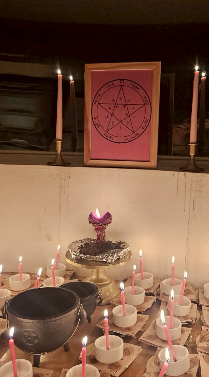 月相女王魔法小天地✨️
