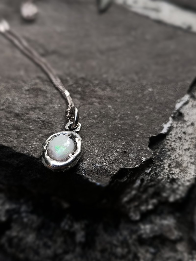 澳洲蛋白石純銀項鏈