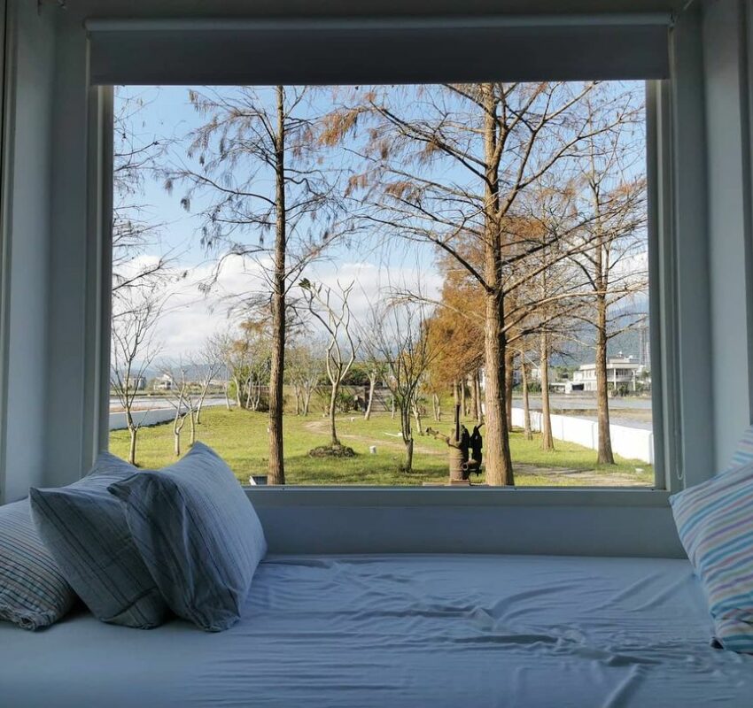 宜蘭住宿推薦｜有著好山好水魅力的宜蘭一直是大家旅遊的首選聖地，這次小編幫大家精選2021最新15間【宜蘭住宿推薦】！從高CP值 宜蘭背包客棧 、熱門 宜蘭親子住宿 ，到超豪華的 宜蘭住宿包棟 ，一個人到一群人的選擇通通有～趁連假安排一趟超讚的宜蘭之旅吧！