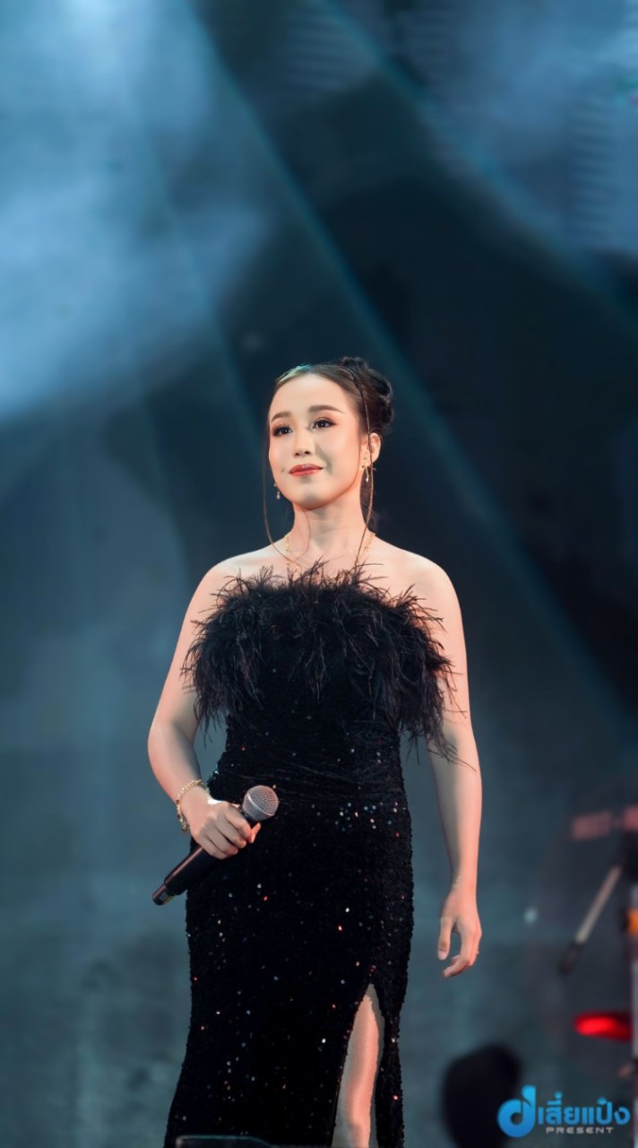แพรวขวัญ💛