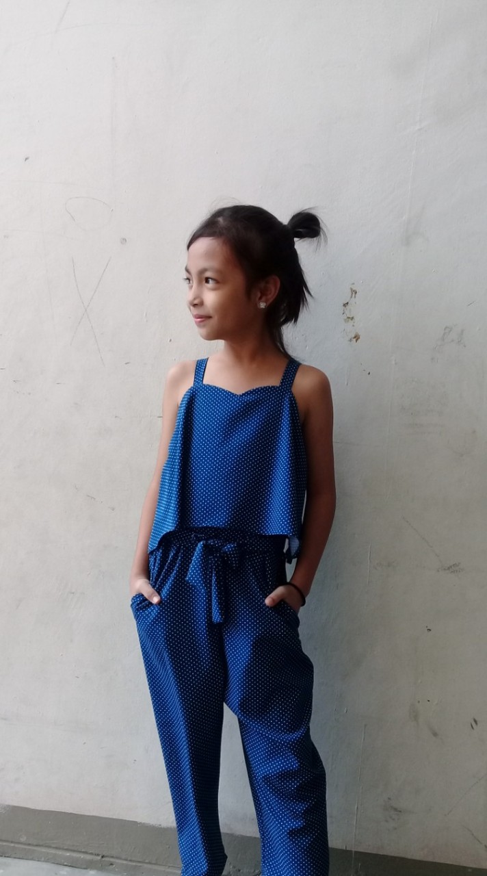 ลูกสาวต้องได้ใส่ ( บ้านแม่น้อย )