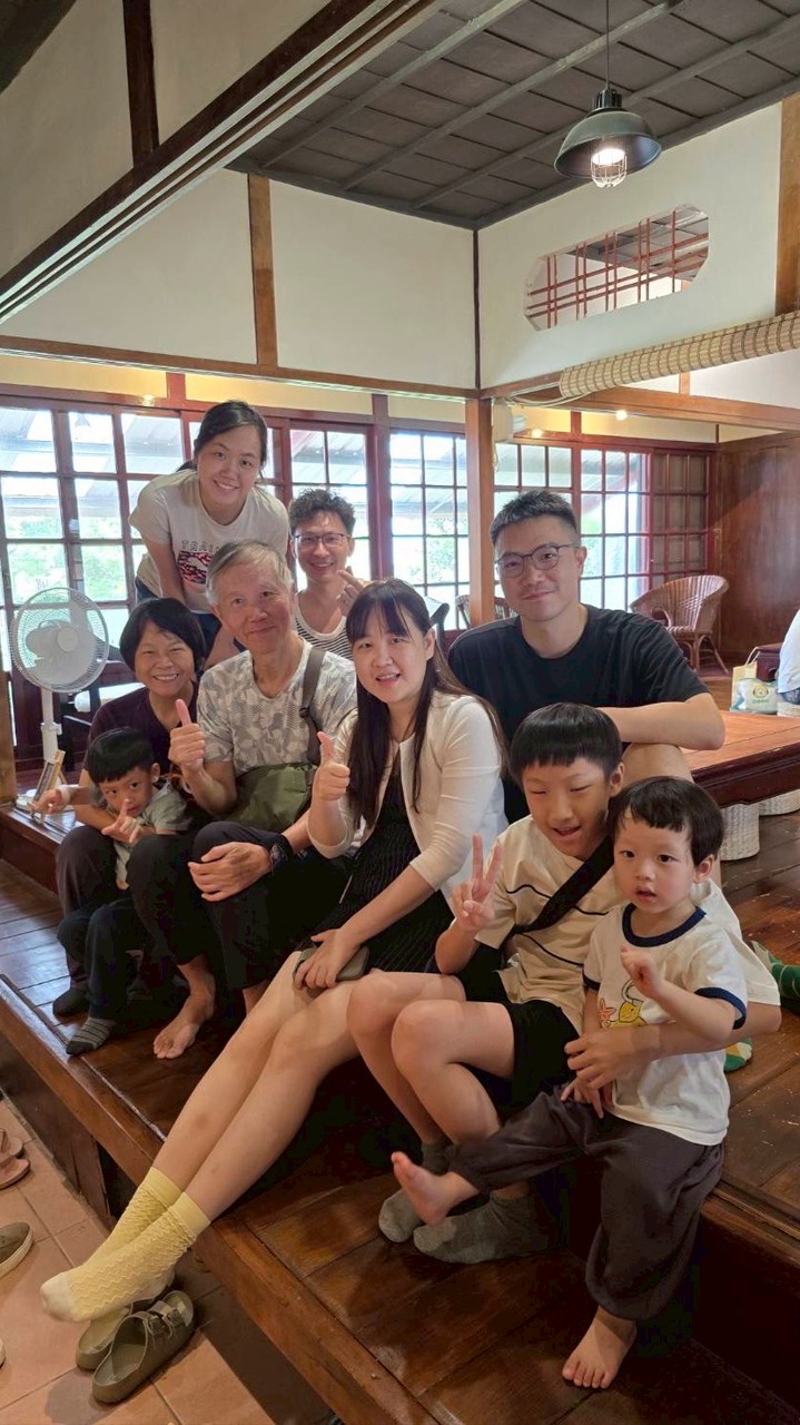 許家帥哥美女小天地