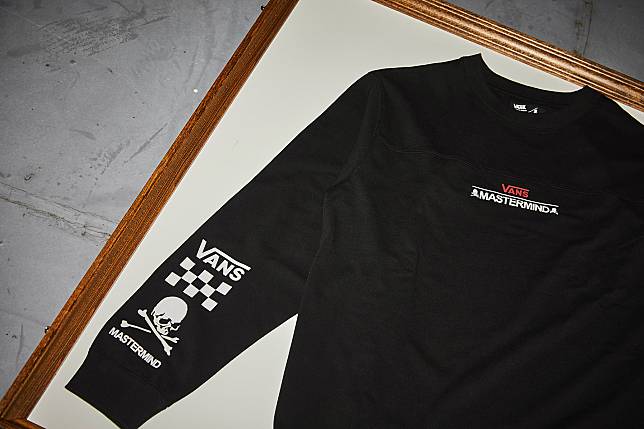 vans x mastermind t shirt