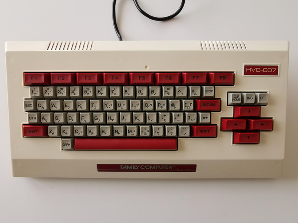 ファミリーベーシック　(ファミコン用キーボード) 任天堂キーボードをUSBキーボードに変える「ふぁみべぇ