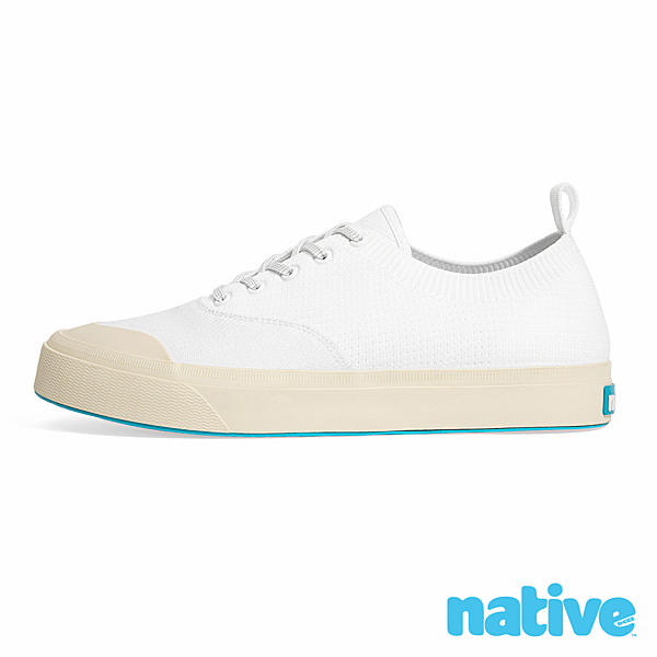 打造高彈性輕量編織鞋款n提升與襪套搭配的舒適度n非動物皮革、毛髮質材n終極版透氣性能n原廠公司貨