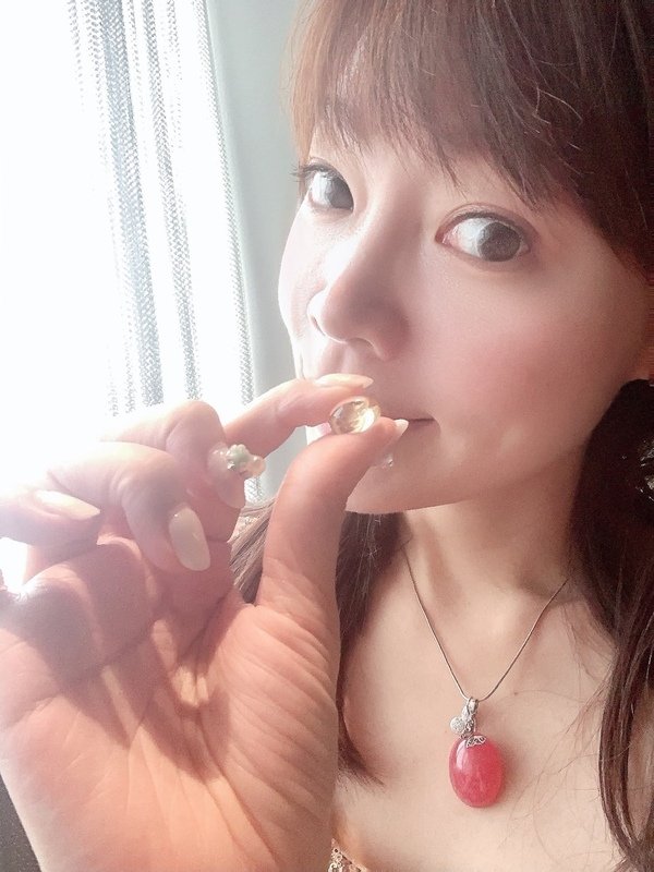 「魚油」來自德國KD Pharma大廠原料，陳美鳳代言市售含量最高的Omega3 84%，EPA+DHA 80%ー大研生醫德國頂級魚油開箱分享