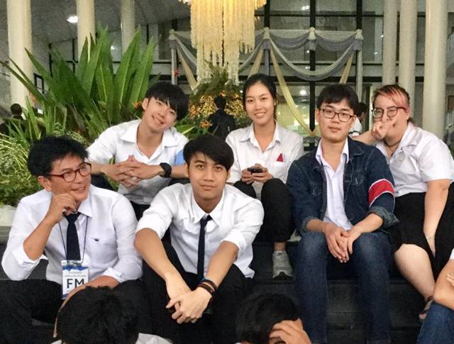 อุ่นใจ ! คณบดีสถาปัต ม.รังสิต ลงสังเกตการณ์ กิจกรรมรับน้อง มั่นใจไม่มีความรุนแรง