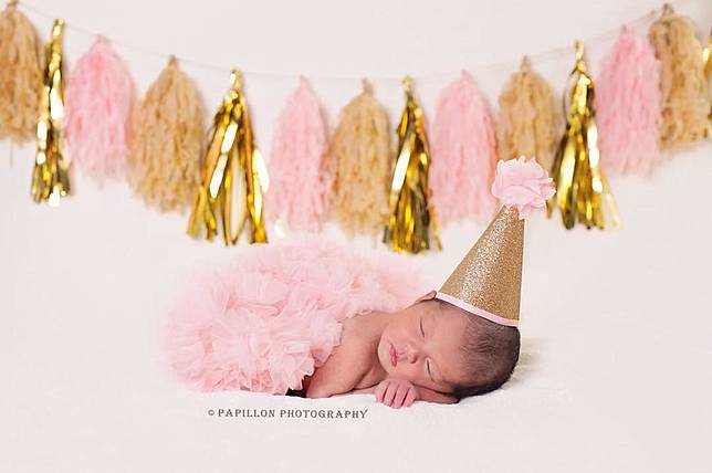 12 Inspirasi Foto Bayi Perempuan Ala Selebriti Indonesia