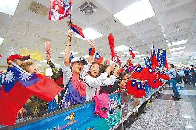 開台媽祖今為韓蓋官印祝當選