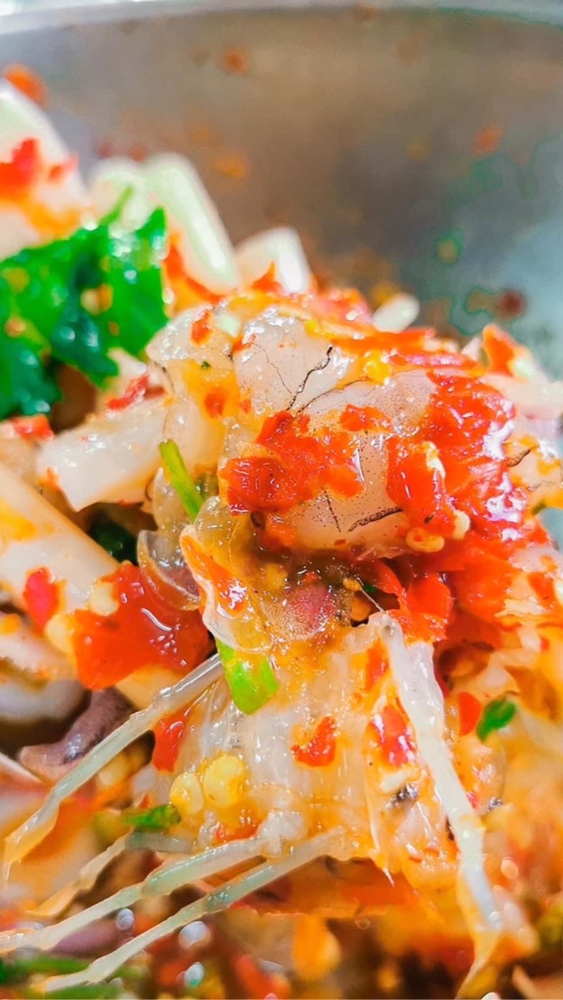 ร้านยำปูม้า By timmy