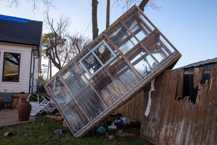 At least 3 killed, dozens injured after tornadoes rip through U.S
