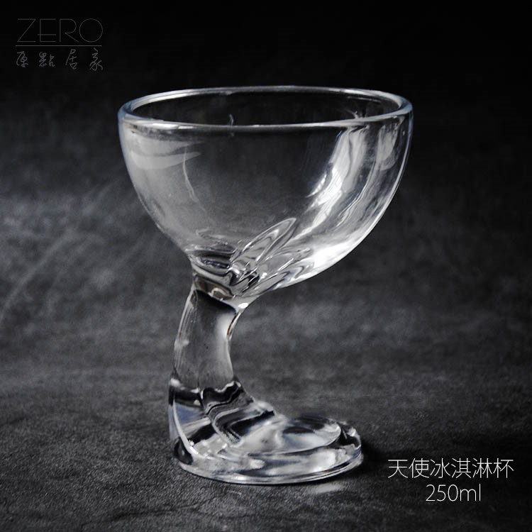 原點居家 天使冰淇淋杯250ml 玻璃杯 冰沙杯 雪糕杯 甜點杯 造型酒杯實用高腳玻璃冰咖啡杯高腳造型的精緻家用品剔透的玻璃用品居家使用冰淇淋杯奶昔杯咖啡杯高品質的居家生活享受必備品：擁有高腳玻璃奶昔