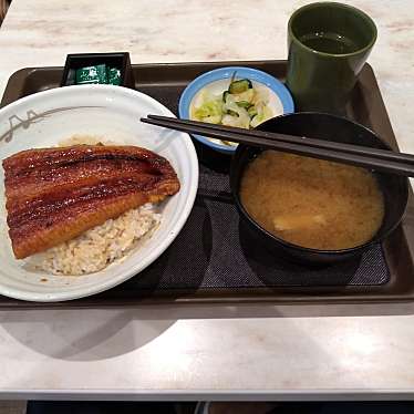 実際訪問したユーザーが直接撮影して投稿した布引町牛丼松屋 ユニゾイン神戸三宮店の写真