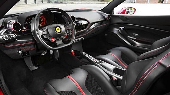 ไทยรัฐออนไลน์ Auto Ferrari เปิดตัว F8 Tributo ครั้งแรกในไทย จัดราคา