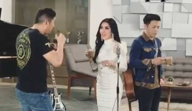 Gara-gara Video Ini, Syahrini dan Ariel Noah Dijodohkan