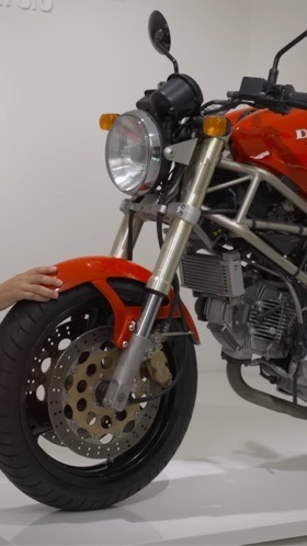 DUCATI 杜卡迪 怪獸 Monster